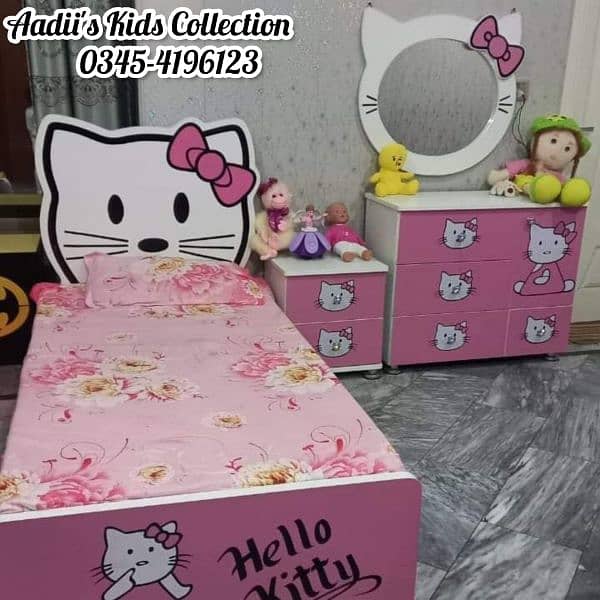 Kitty Bed Set with Sidetable Dressing 2