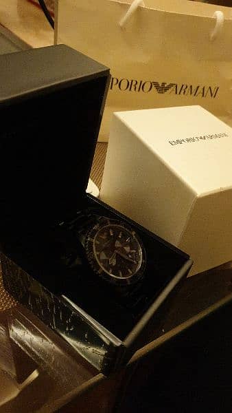 Almost brand new Emporio Armani watch 0