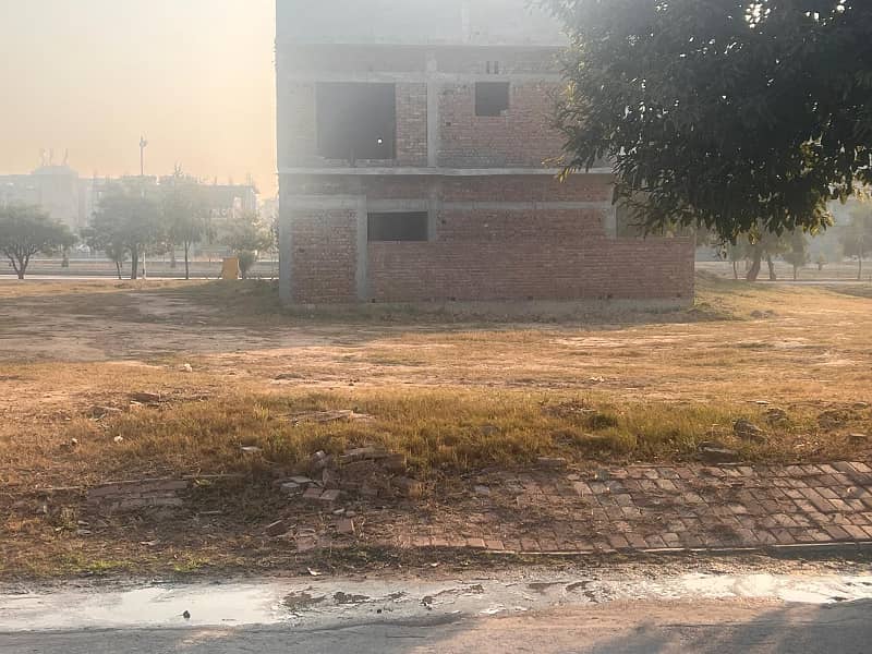 10 Marla Residential Plot for Sale in Bahria Town, Phase -8, Sector-E 6