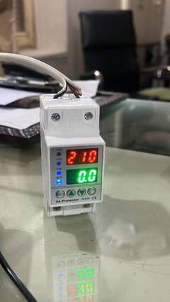 volt-Voltage Protector Muhafiz Switch, 2 in 1 Display Digital 63 amp