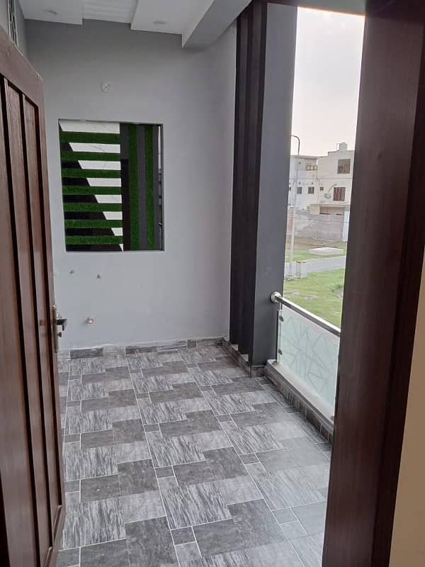 5 Marla Brand New House For Sale In Park View City Lahore 21