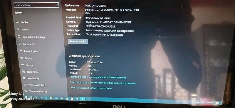 dell laptop 10/10 condition, touch screen 4