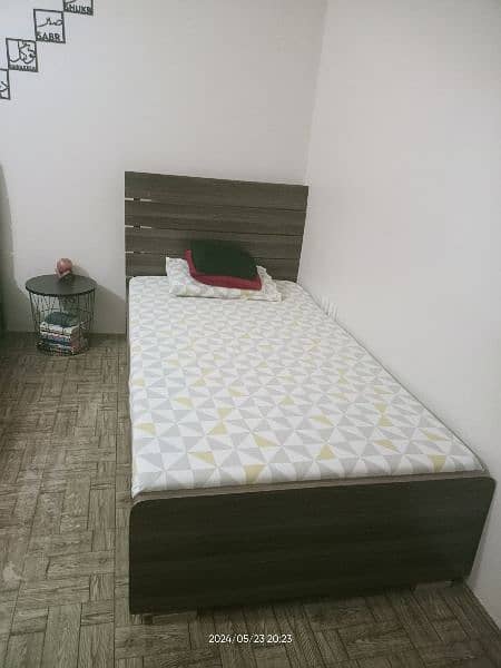 Beds good condition 2