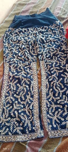 beautiful nevy blue trouser