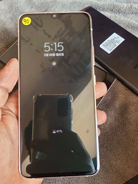 Samsung galaxy A90 1