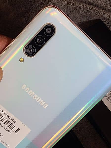 Samsung galaxy A90 3