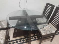 Round Dinning Table with 4 chairs 0