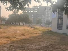 1 Kanal Residential Plot for Sale in Bahria Town, [Phase 8, Sector P]