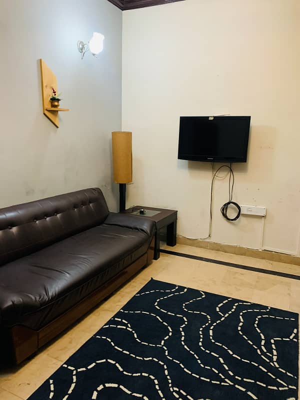 F-11 Markaz 2Bed with 2bath Tv Lounge Kitchen Car Parking Un-Furnished Apartment For Sale Investors Rate 4