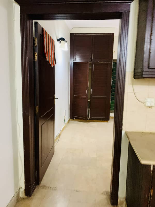F-11 Markaz 2Bed with 2bath Tv Lounge Kitchen Car Parking Un-Furnished Apartment For Sale Investors Rate 8