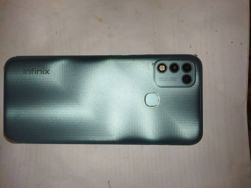 Infinix Hot 10 Play 4/64 6000 mAh urgent sale 1