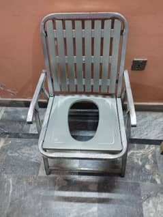 Folding washroom Chair