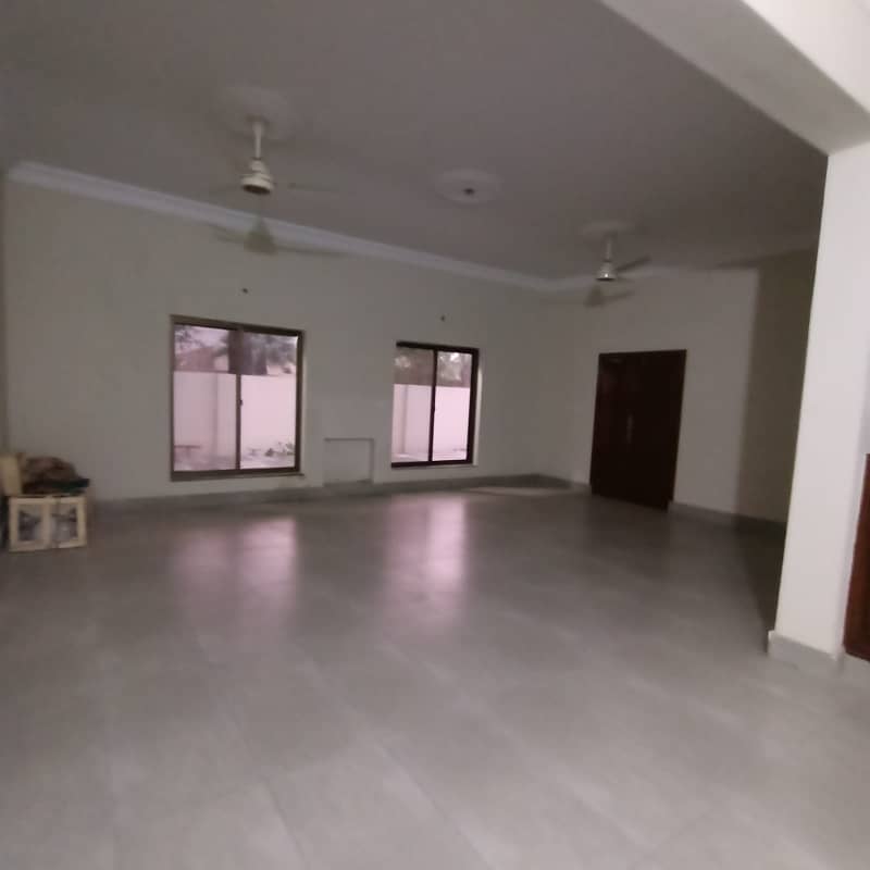 7500 Square Feet Office Is Available In Gulberg 6