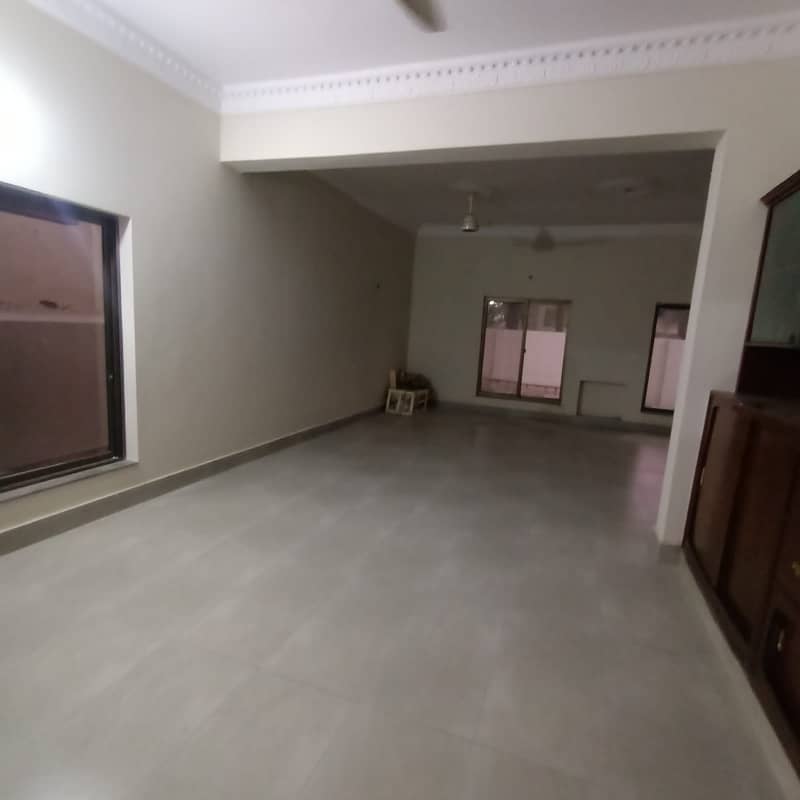 7500 Square Feet Office Is Available In Gulberg 7