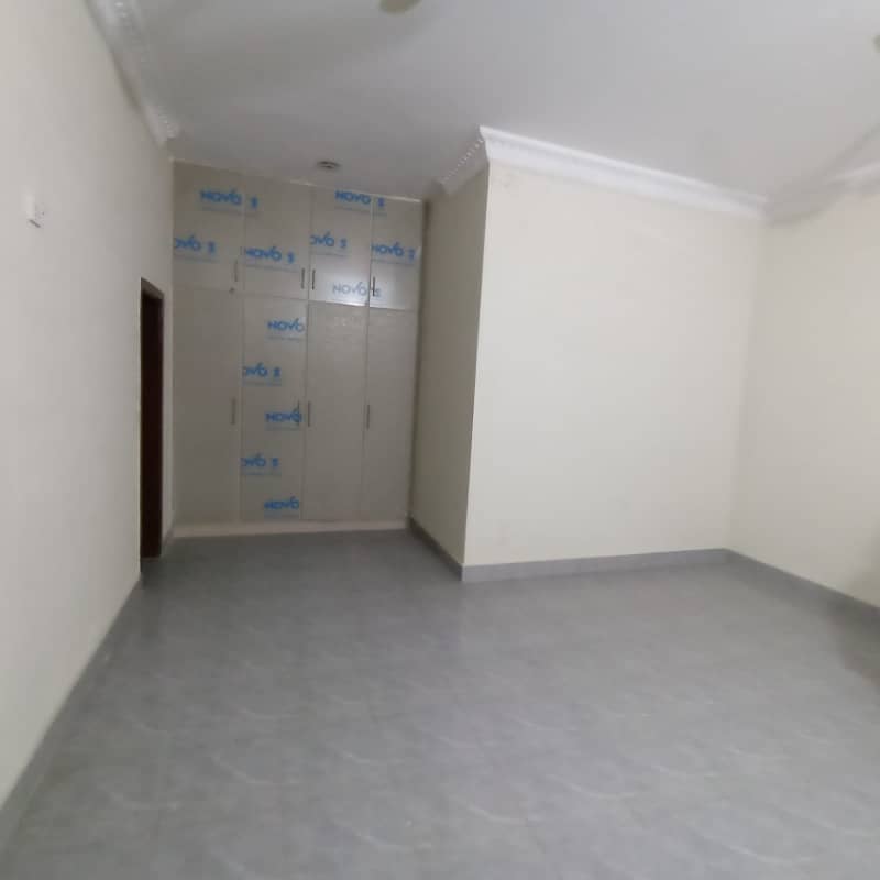 7500 Square Feet Office Is Available In Gulberg 8
