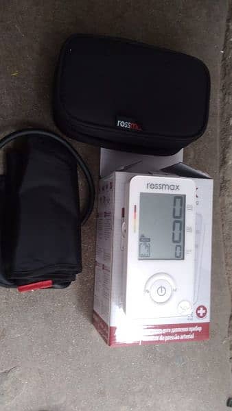 digital  blood pressure  checkup  machine 6