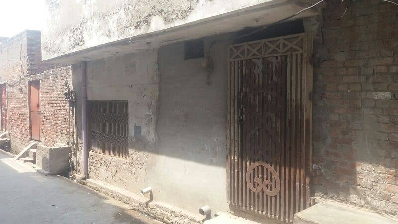 House For Rent  (Near More Eminabad) 13