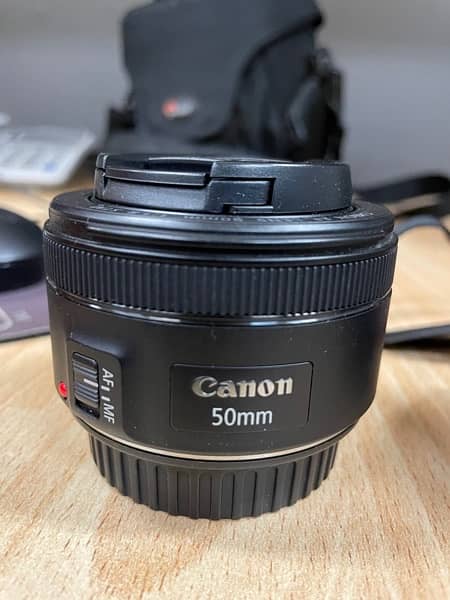 Canon 700D with 2 Lenses 3