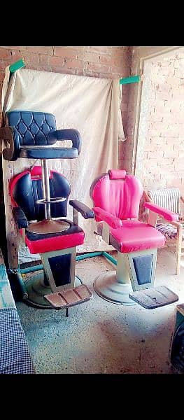 For sale beauty parlor used things 4