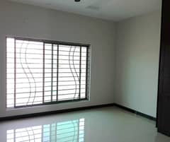 Prime Location 14 Marla Lower Portion available for rent in I-8/2, Islamabad