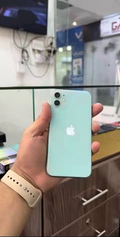 iphone 11 10by10 condition all original 100% water pack for sale