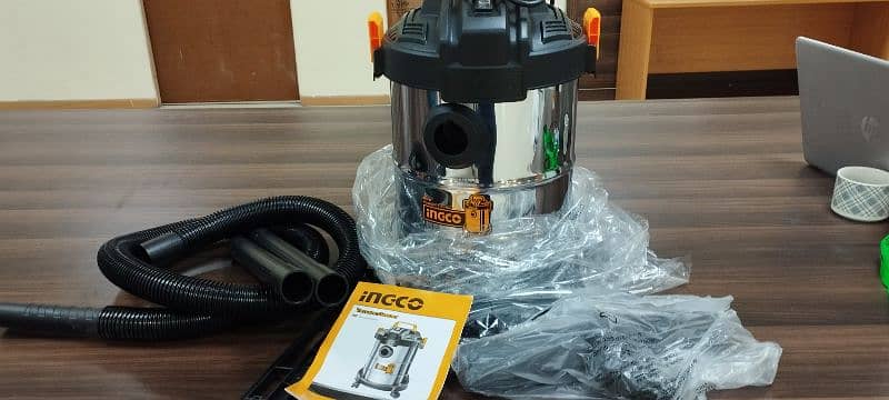 Ingco Vacuum cleaner wet and dry 12Litr VC14122 3