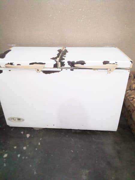 Used Freezer, contact. 03459203298 1