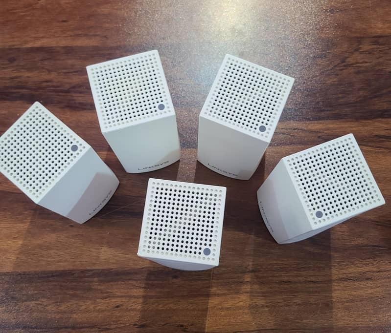 Linksys WHW01 Velop AC1300 WiFi Router-pack of 3 (Branded used) 1