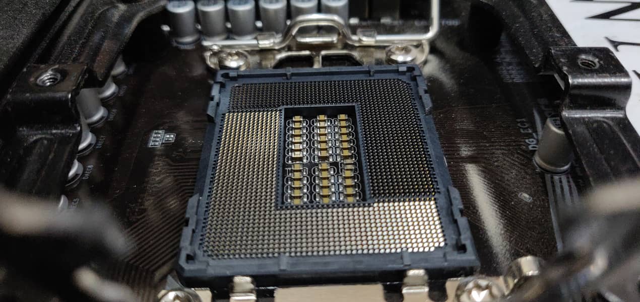 12th gen intel core i5 12600k processor + Gigabyte Z690 UD AX board 7