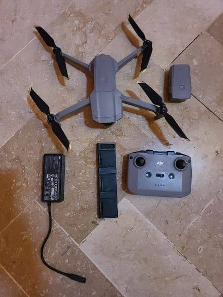 Dji air 2 with 2 betrys 3