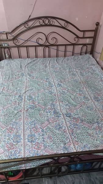 Iron Bed with Mattress 6/6.5 feet 1