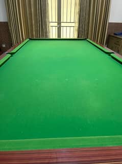 snooker table almost brand new