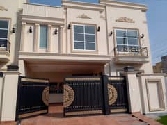 Reserve A Corner House For Sale Now In Model Town - Block A