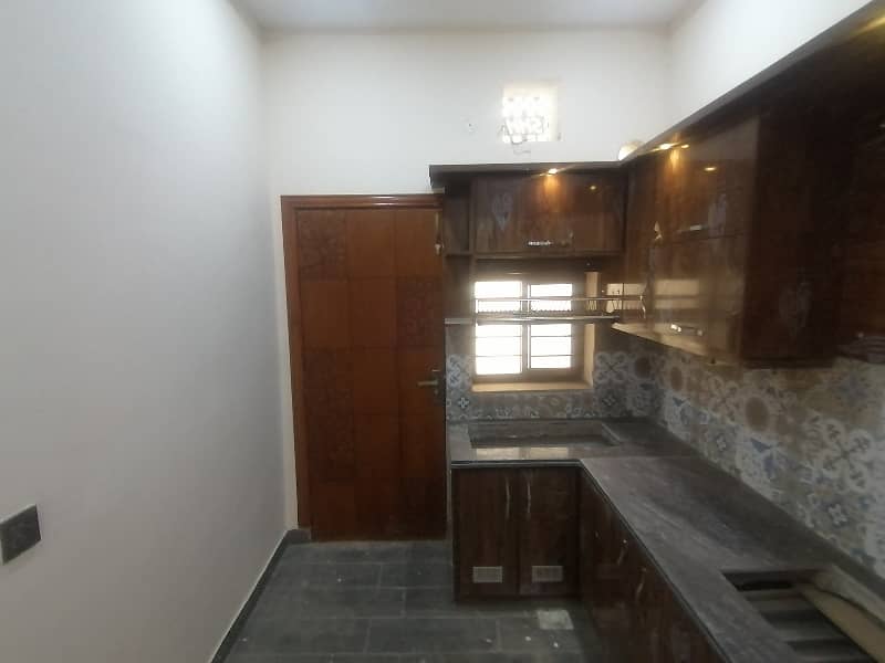 Double Storey 7 Marla House Available In Shalimar Colony For Sale 12