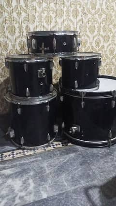 40000 drum set available for sale contact number 03217141347