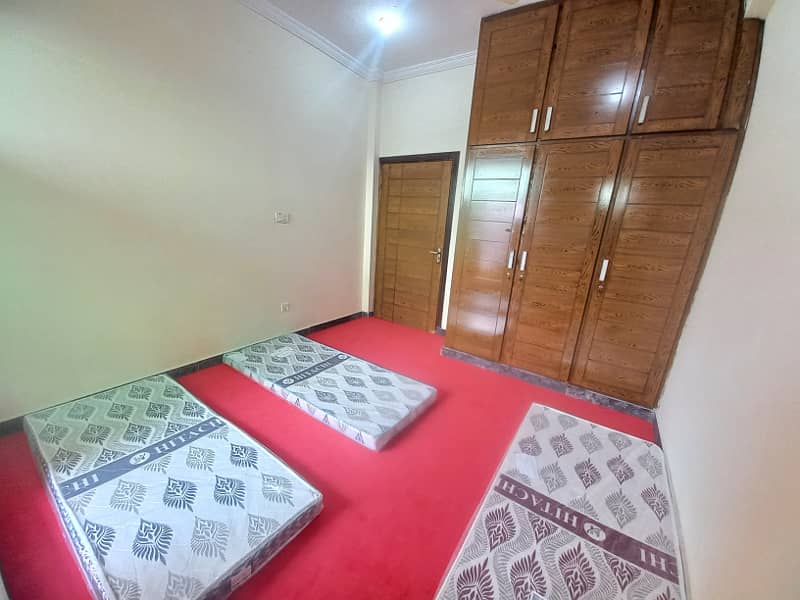 Sky Boys Hostel near Rehmanabad Metro station 3