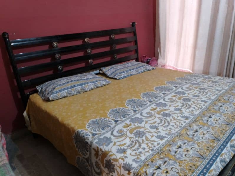 6x6 Iron bed with Dura spring mattress 1