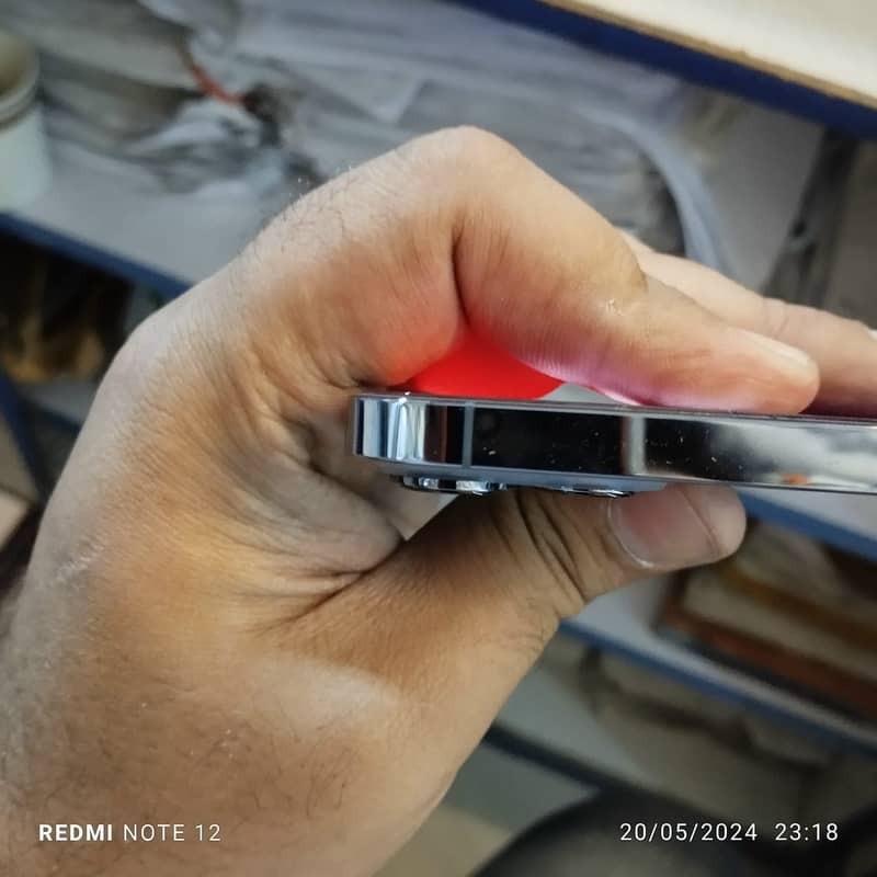 Iphone 13pro max 256gb factory unlock 9