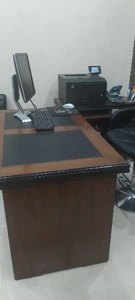 3x office computer table with side rake 1