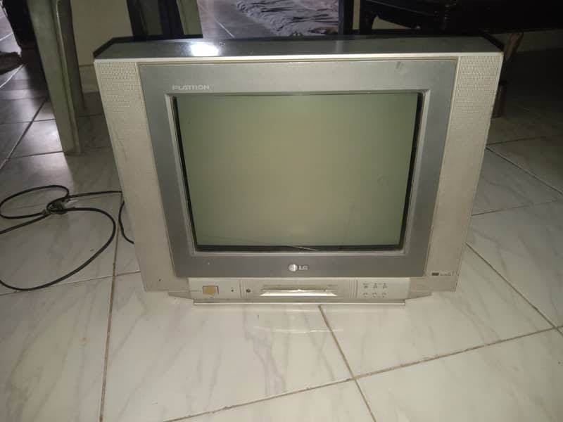 LG TV 14 INCHES 6