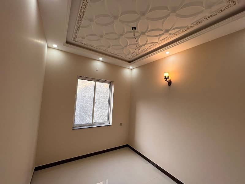 Prime Location House For Sale In Lahore 32
