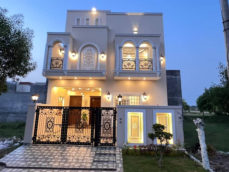 Prime Location House For Sale In Lahore 45