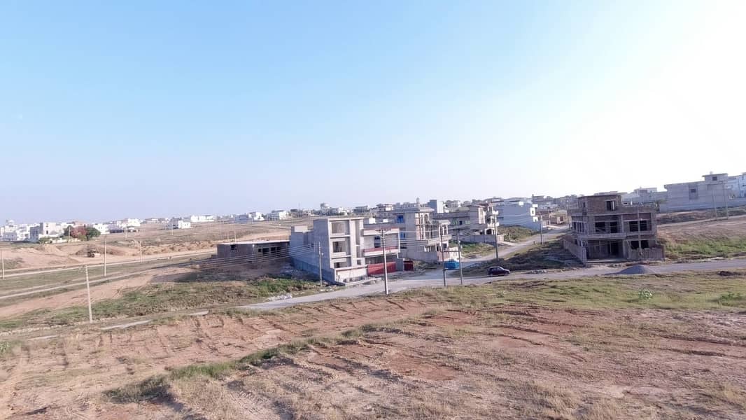 Block E Street 2 Plot number 6 Size 300 Squ yard 20