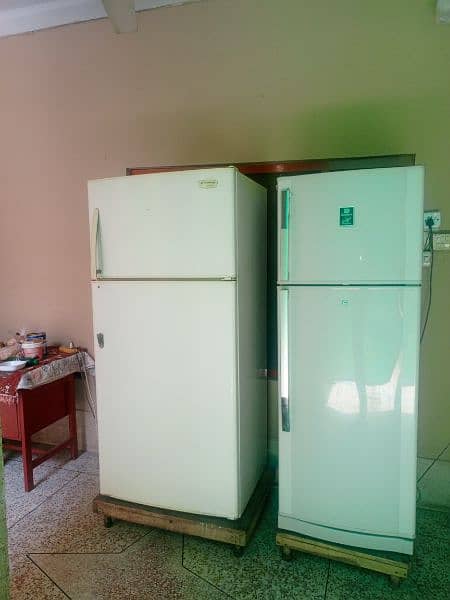 kelvinator refrigerator full size used 10