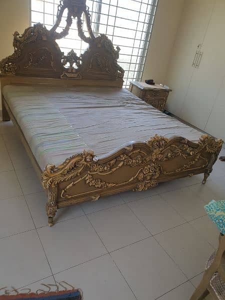 chinoti bed and dressing table hand made 3