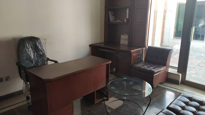 700 Sq Ft Fully Furnished Office Available For Rent In The Heart Of Gulberg 3 2