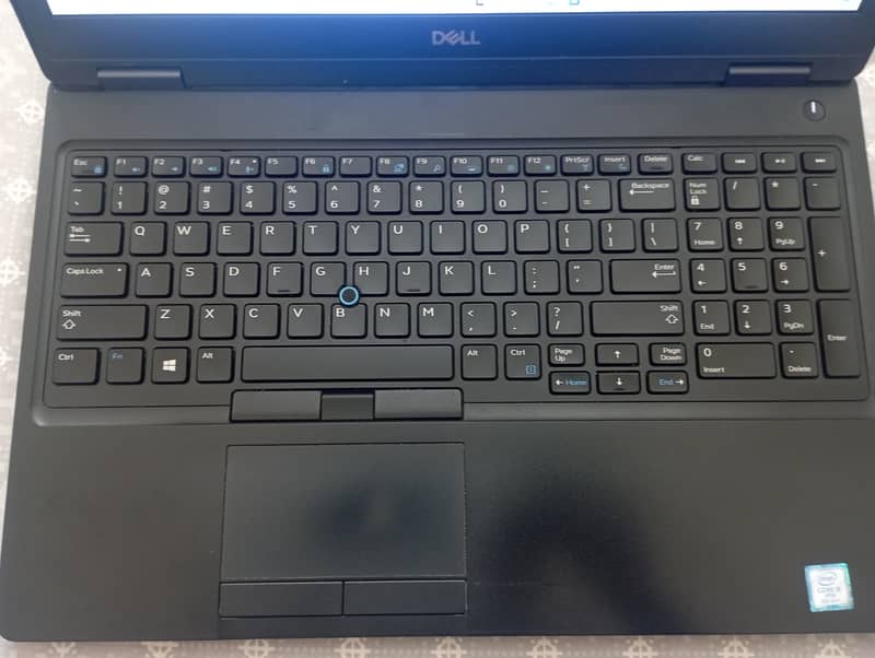 Laptop Dell Latitude 5590 8th Generation For Sale 1