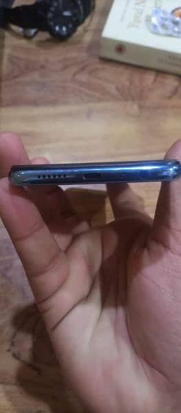 Oppo f9 pro in outstanding condition 4