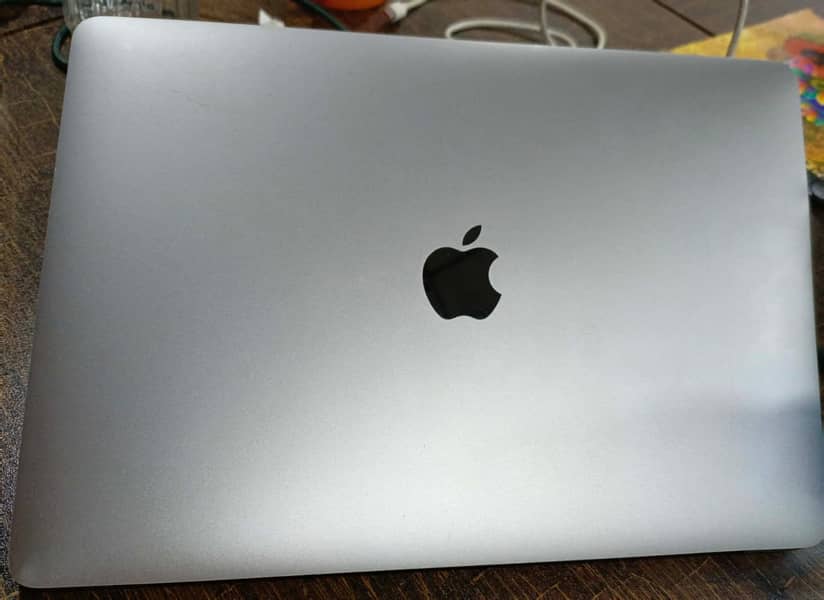 Macbook pro 2017 0