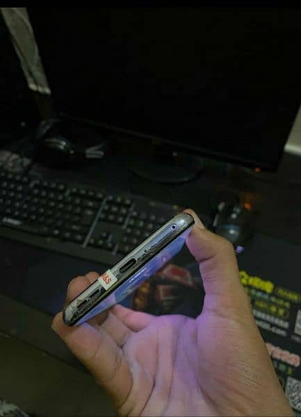 OnePlus 9 8/128 cipset888 4